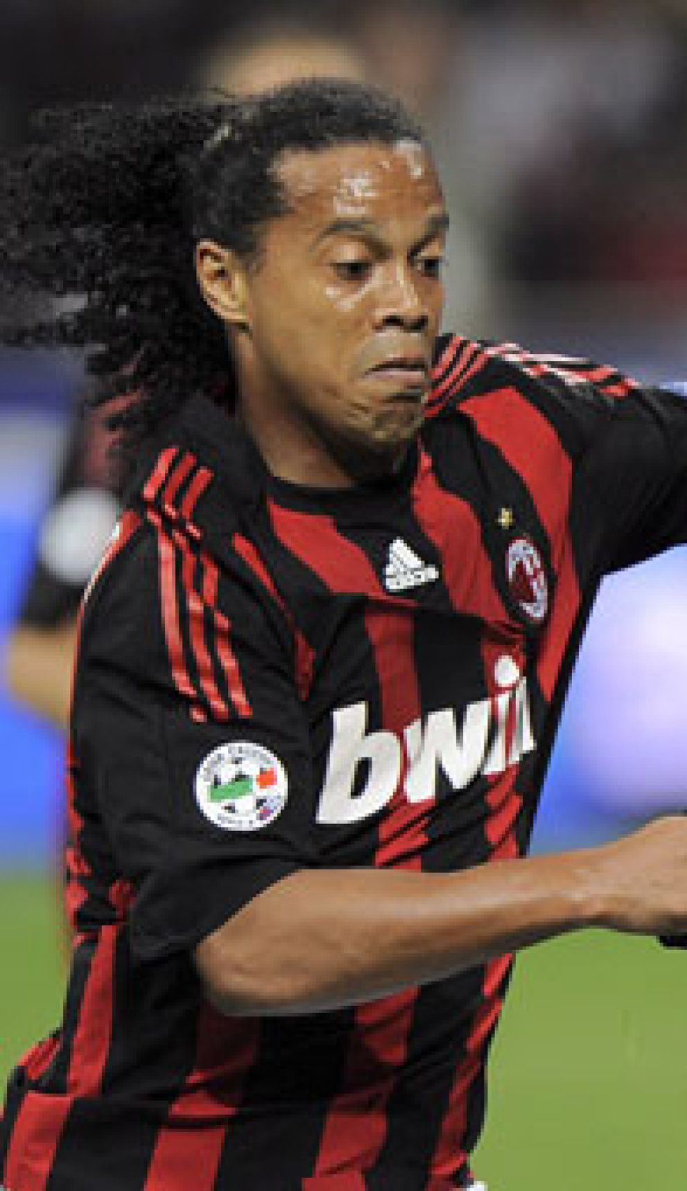 Foto: Ronaldinho, motivo de desencuentro entre Berlusconi y Ancelotti