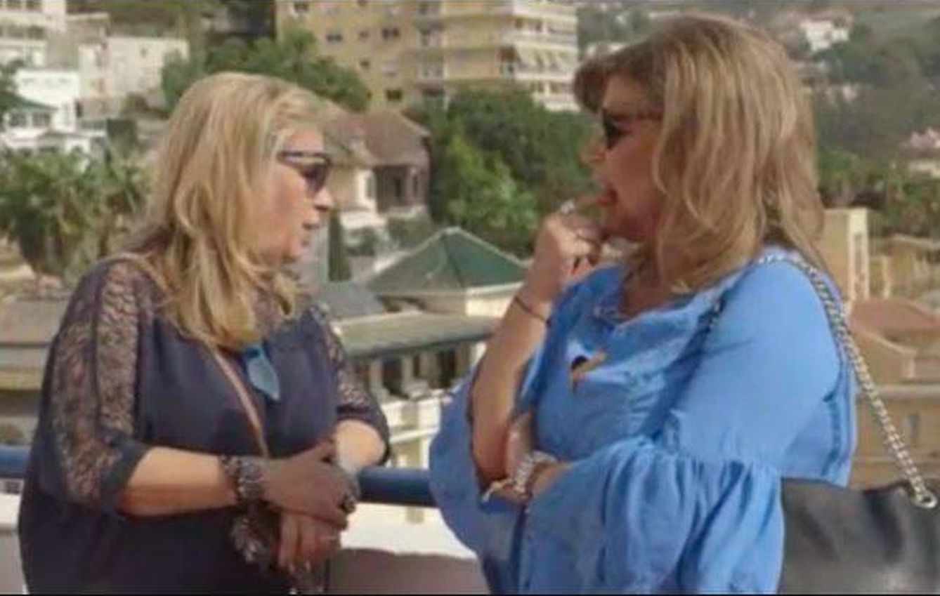 Carmen Borrego y Terelu desde el ático materno en Málaga. (Telecinco)