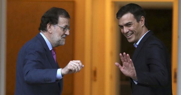Foto: Pedro Sánchez y Mariano Rajoy, reunidos en La Moncloa. (EFE)