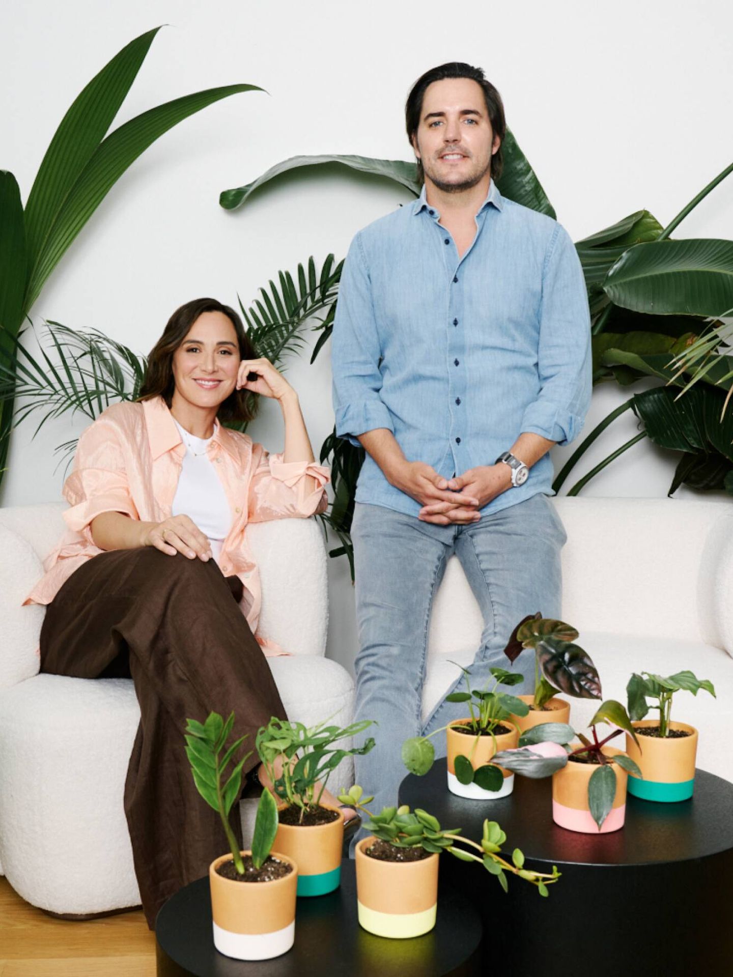 Tamara Falcó y Hugo Arévalo, en una imagen de su empresa. (Redes)