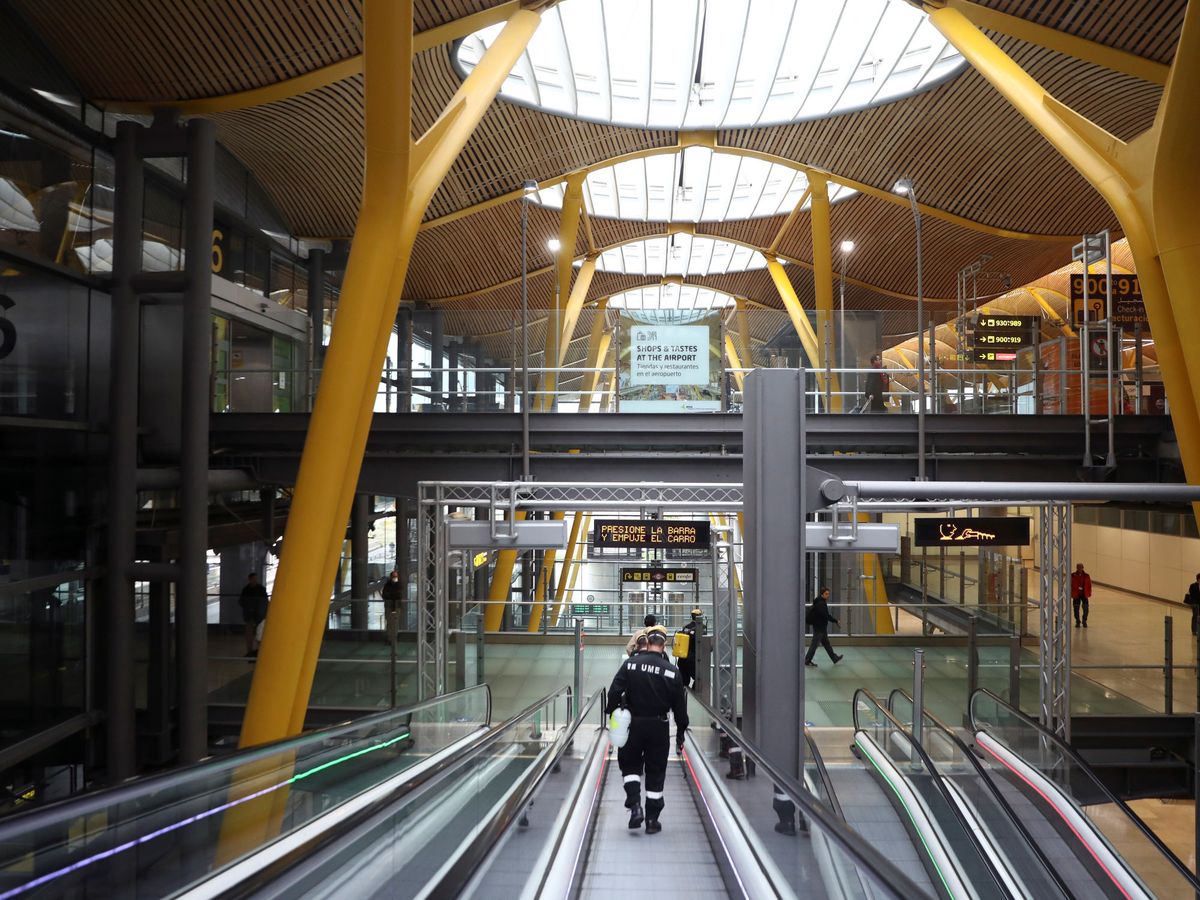 Foto: El aeropuerto de Madrid Barajas. (Reuters/Sergio Pérez)