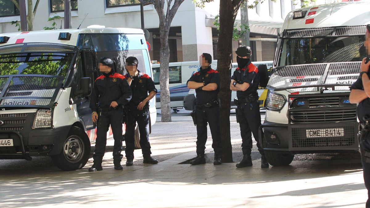 El CNI catalán creó un frente secreto de 'mossos', bomberos y guardas para "controlar el territorio"