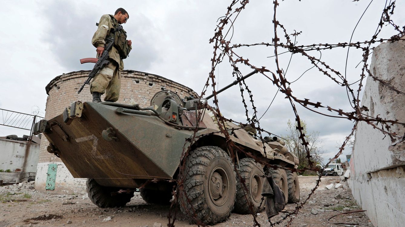 Foto: Un soldado prorruso cerca de Azovstal. (Reuters/Alexander Ermochenko)