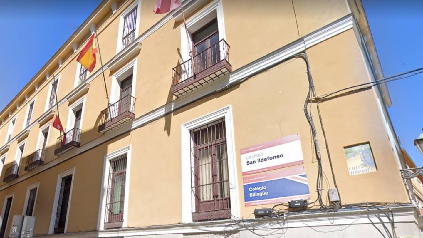 Fachada del colegio San Ildefonso, en Madrid. (Google Maps)