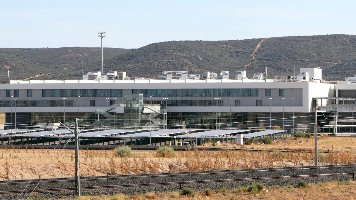 El juez suspende la venta del Aeropuerto de Ciudad Real tras una nueva chapuza