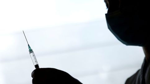 Pfizer ofrece a sus trabajadores en España vacunarse en secreto al margen de Sanidad