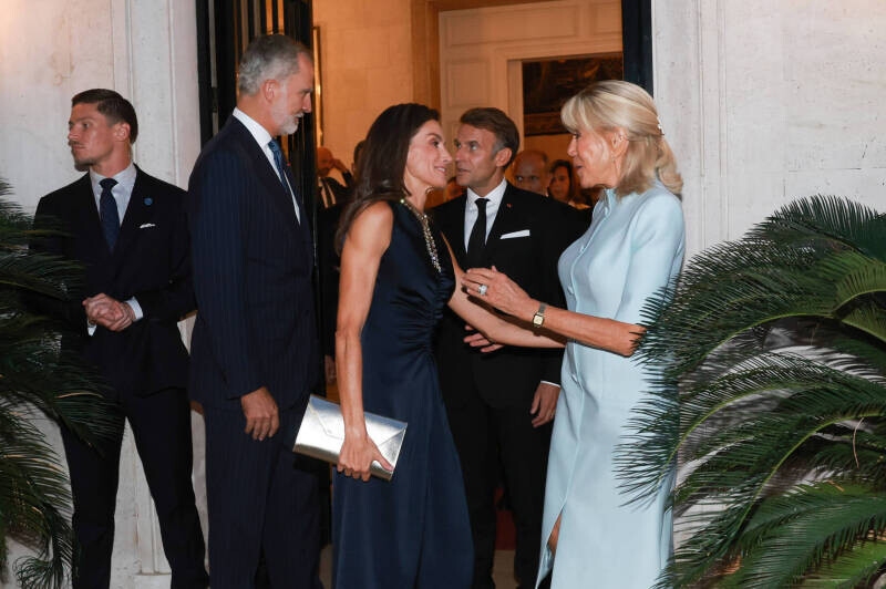 Foto de Un adiós entre tapices de Picasso para el presidente francés y su esposa