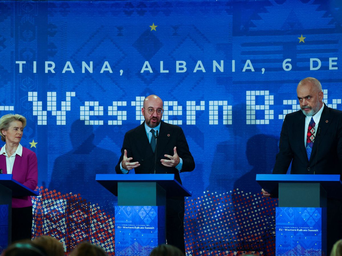 Foto: Rueda de prensa tras la cumbre con los Balcanes. (EFE)
