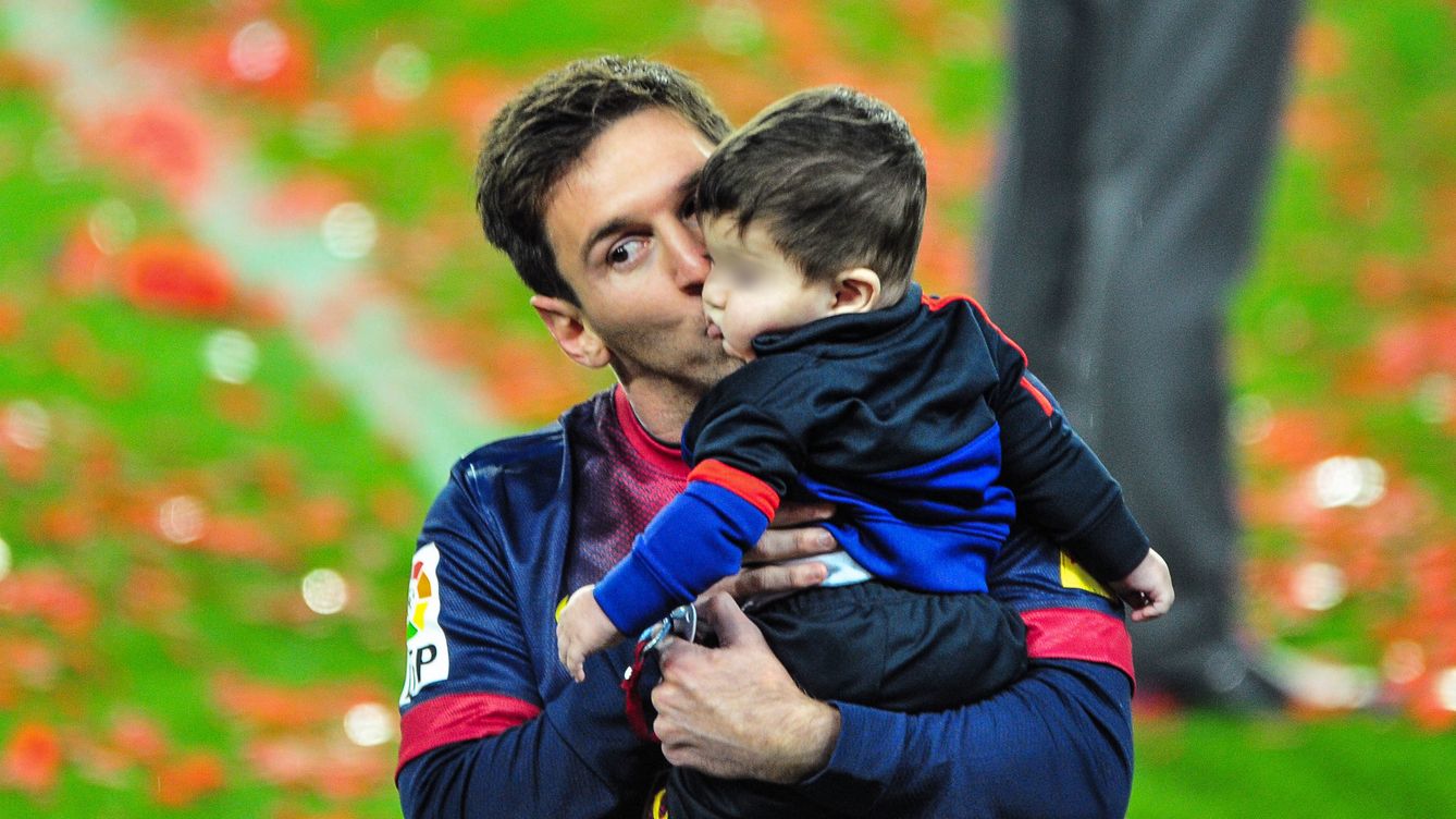 Foto: Messi con su hijo Thiago (Gtres)