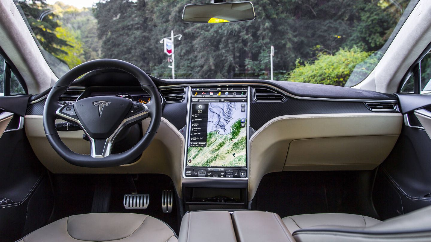 Casi dos millones de kilómetros al volante de un Model S. Y el dueño quiere elevar esa cifra.