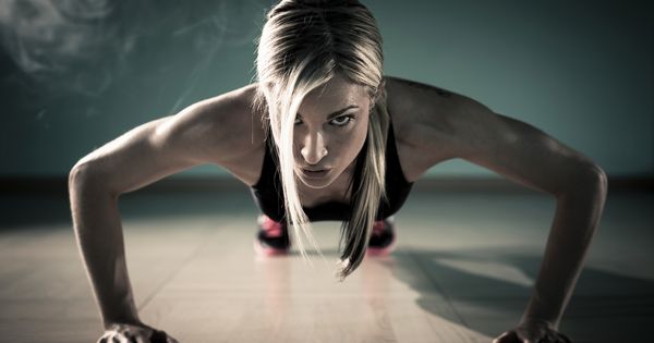 Foto: Si queremos poner a punto nuestro cuerpo debemos mantener una rutina de ejercicios adecuada y cuidar nuestra alimentación. (iStock)