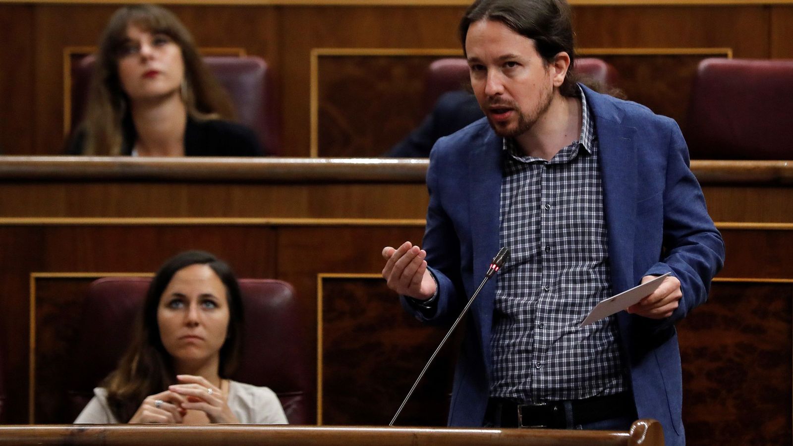 Foto: El secretario general de Podemos, Pablo Iglesias, interviene en una sesión de control al Gobierno. (EFE)
