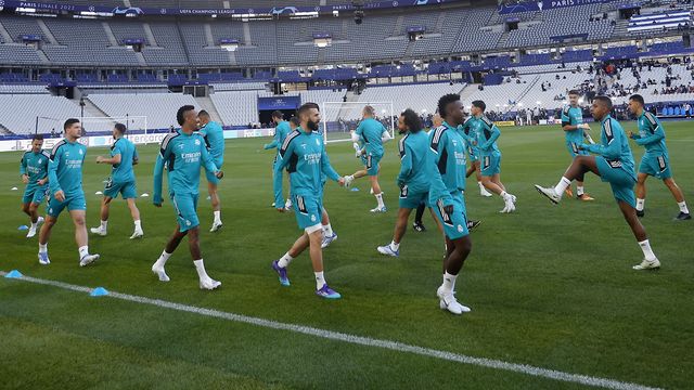 Jugadores del Real Madrid, entrenando. (EFE/EPA/Yoan Valat)