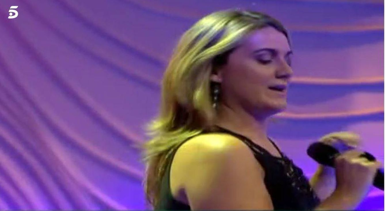 Carlota Corredera canta por Shakira.