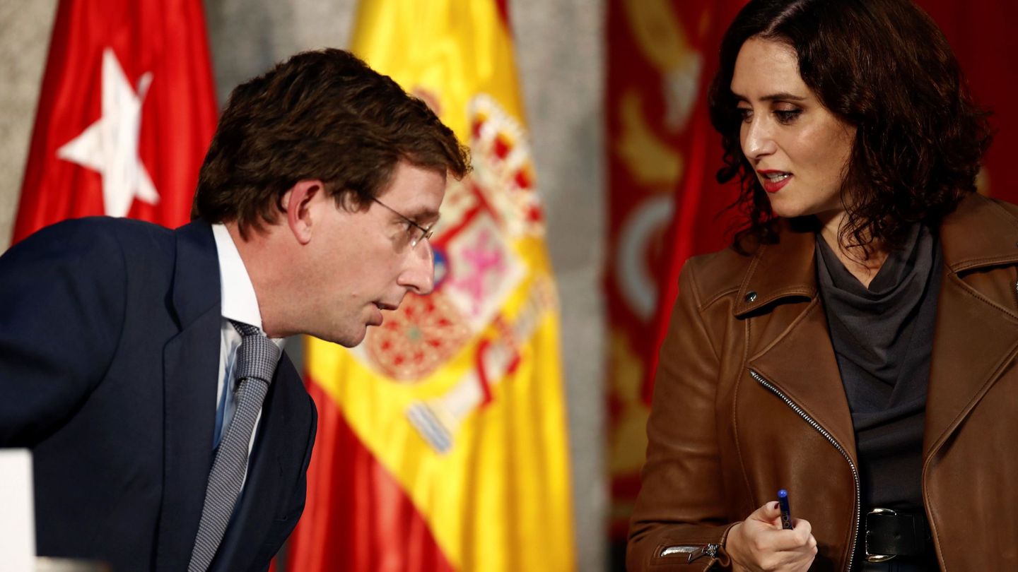 El alcalde de Madrid, José Luis Martínez-Almeida y la presidenta de la Comunidad de Madrid, Isabel Díaz Ayuso. (EFE)