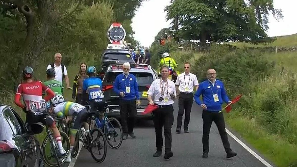 El Mundial de ciclismo en ruta de Glasgow estuvo detenido durante una hora por protestas