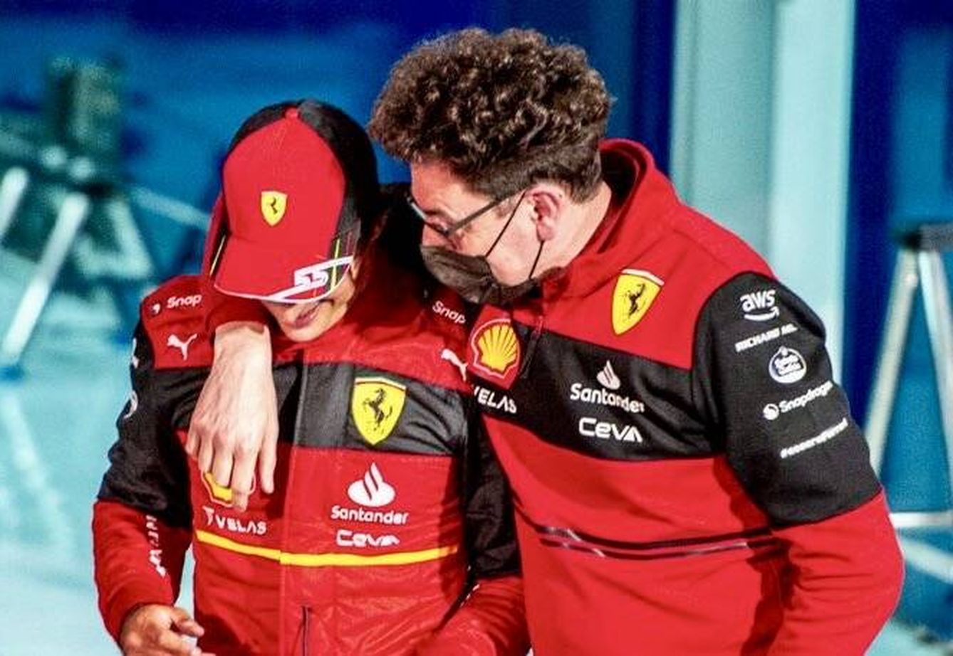 Mattia Binotto apoyó a Sainz en su queja sabedor de que los comisarios pudieron privarle de su primer triunfo en Formula 1 (Ferrari)