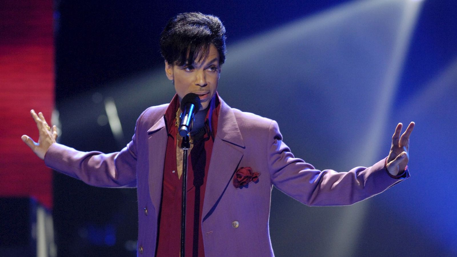 Foto: Prince, durante un concierto en el año 2006 (Reuters).