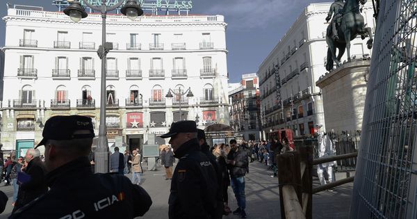 Foto: El número 11 de la Puerta del Sol, edidicio del 'Tío Pepe'. (EFE)