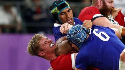 La polémica foto del Mundial de rugby: la mofa de un árbitro que le manda a casa