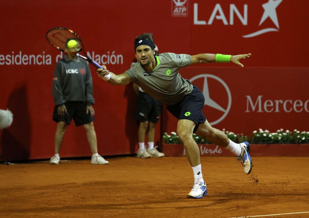 Foto: David Ferrer durante uno de los encuentros del Torneo de Buenos Aires. (Efe) 
