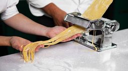 Las máquinas para hacer pasta que necesitas en casa: prepara pasta fresca casera como un auténtico italiano