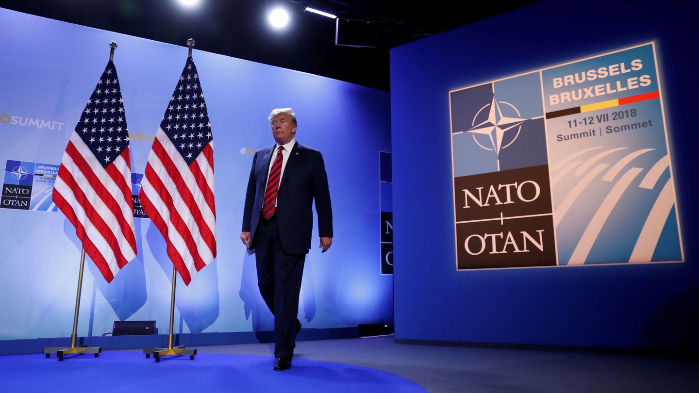 Trump entando en su rueda de prensa posterior a la cumbre de la OTAN (REUTERS)
