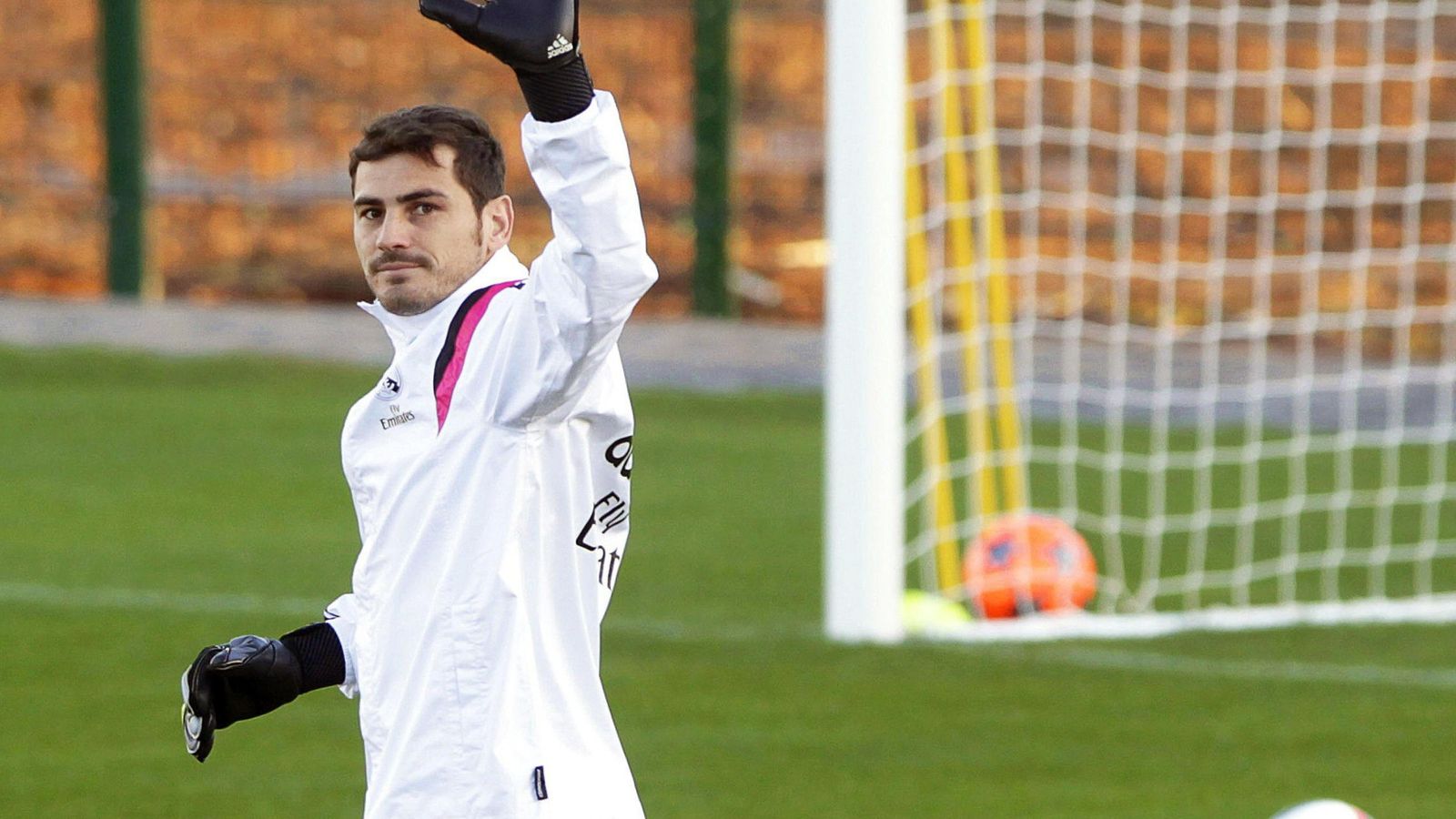 Foto: Iker Casillas puede estar en la recta final de su carrera como jugador del Real Madrid (EFE)
