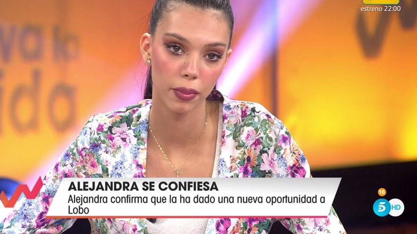 Alejandra Rubio contando su relación con Álvaro Lobo. (Telecinco).