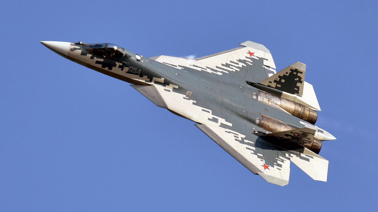 El Sukhoi Su-57 en vuelo (Anna Zvereva/CC)