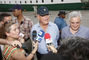 Moratinos coloca a su negociador del caso ‘Playa de Bakio’ al frente del ‘Alakrana’