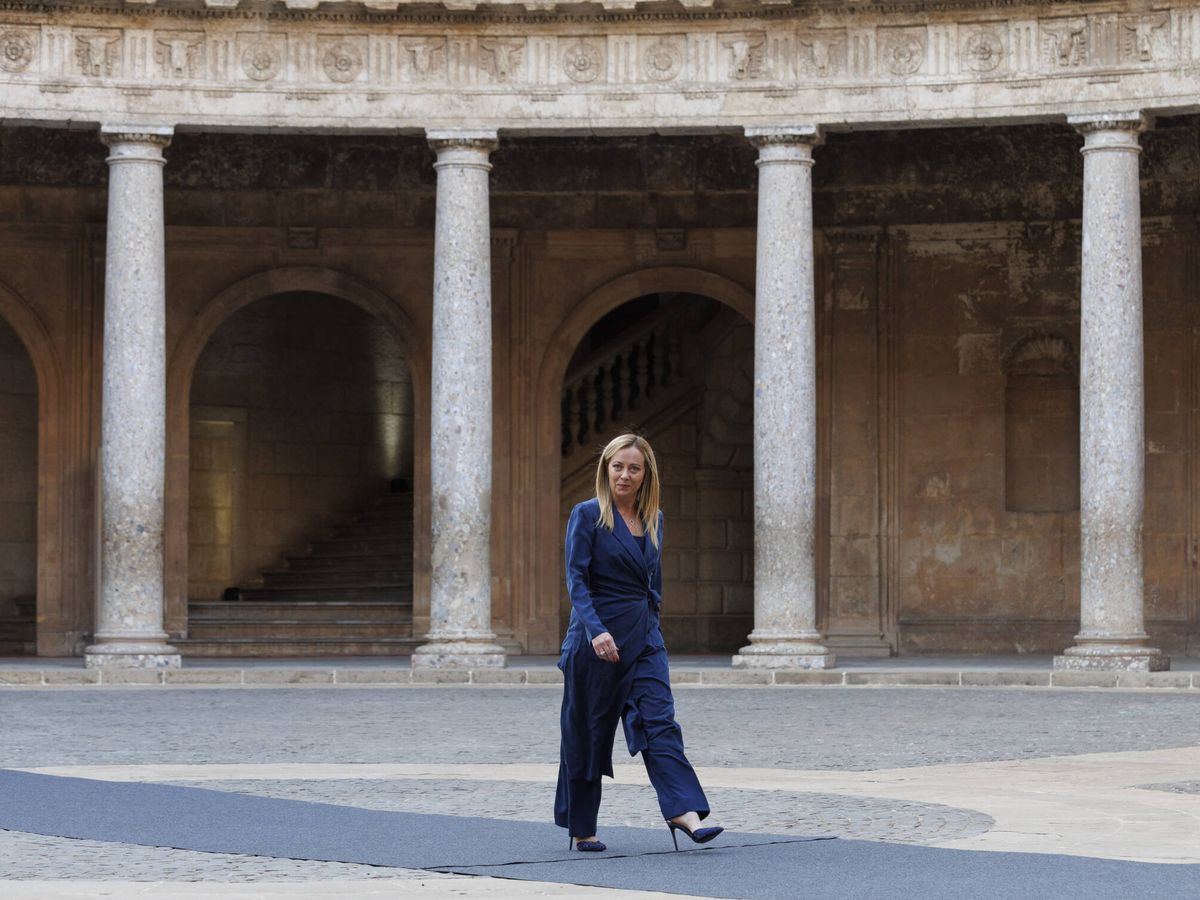 Foto: Giorgia Meloni a su llegada a la Alhambra de Granada. (Europa Press)