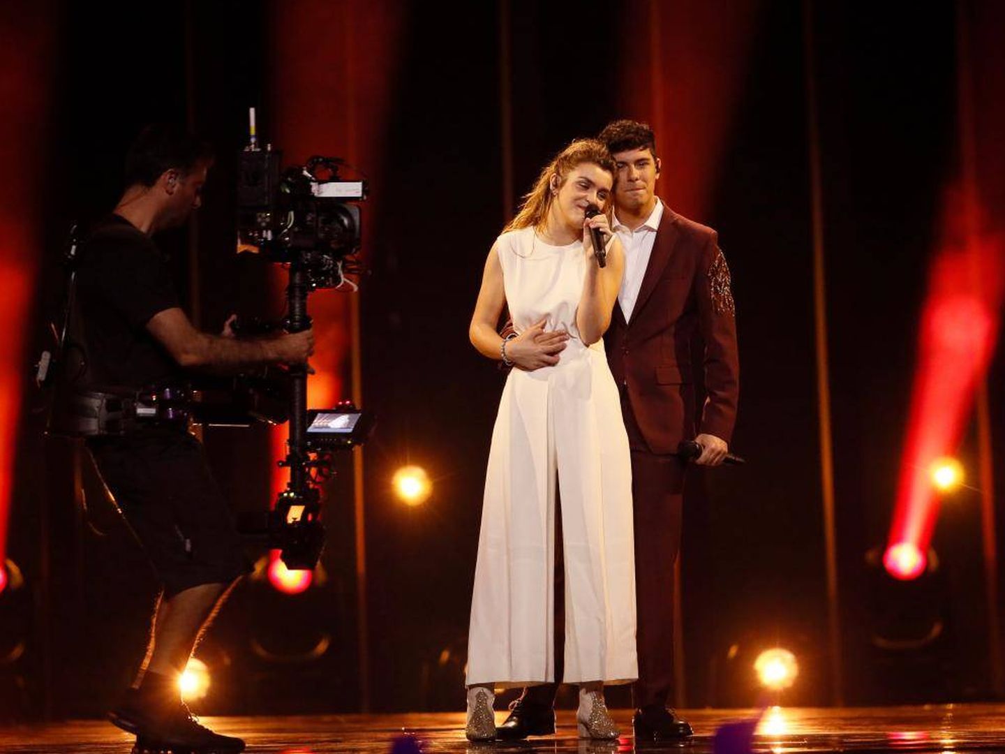Amaia y Alfred, en un momento de su ensayo en el Altice Arena de Lisboa. (Eurovision.tv)