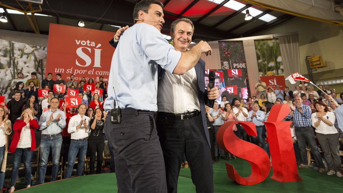 Pedro Sánchez, con José Luis Rodríguez Zapatero, el 17 de junio de 2016 mitineando juntos en Valladolid. (EFE)