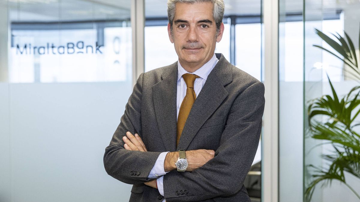 Miraltabank ficha en la gestora de Banco Santander para reforzar su negocio institucional