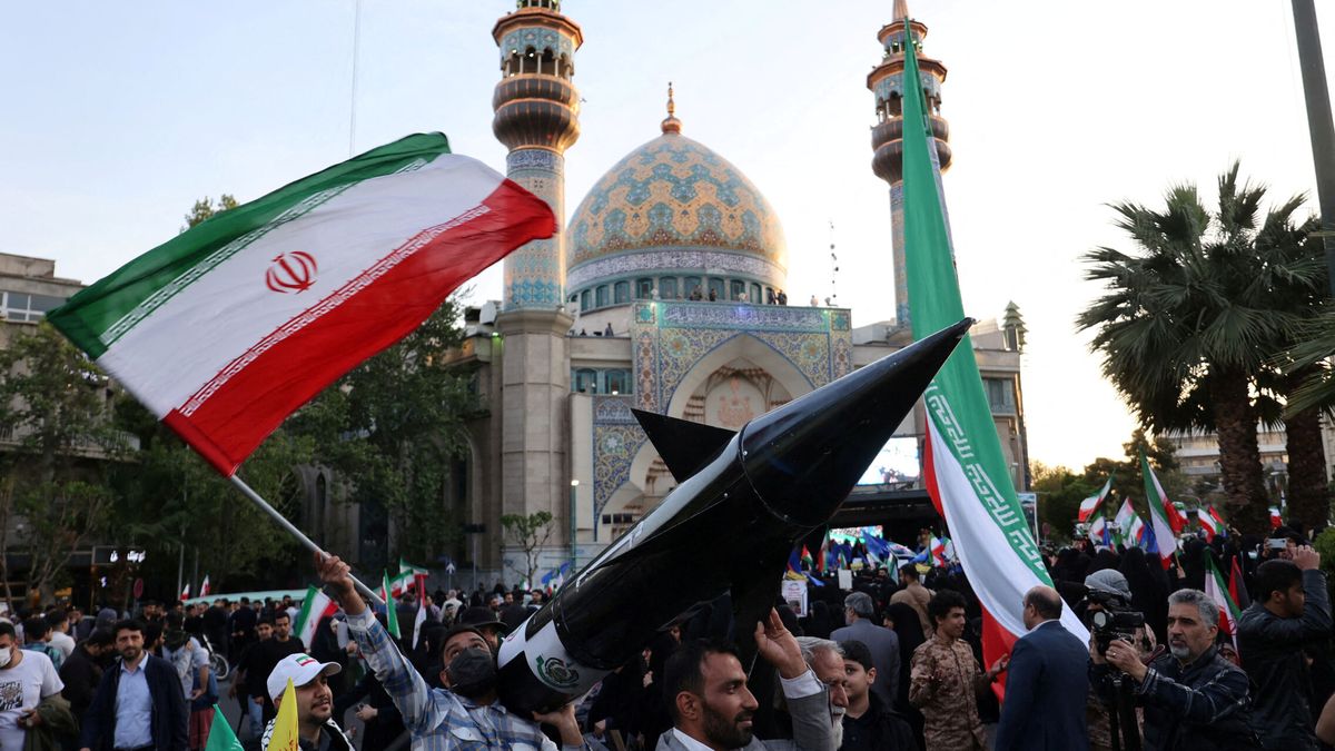 Ataque Irán - Israel, en directo | Teherán asegura que el ataque se realizó de acuerdo a la Carta de la ONU y EEUU niega que fuera avisado