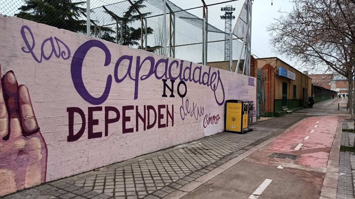 El mural feminista de Madrid: menos comunismo, más Beyoncé
