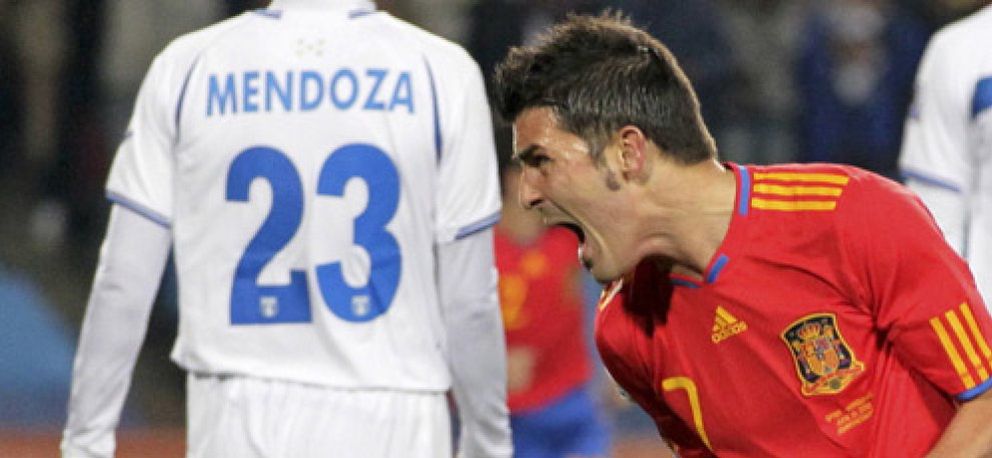 Foto: España se vuelve a ilusionar con dos goles de Villa