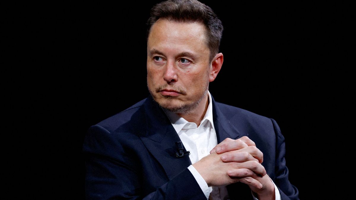 Tesla se desploma en Wall Street un 12% tras reducir sus beneficios netos un 45%