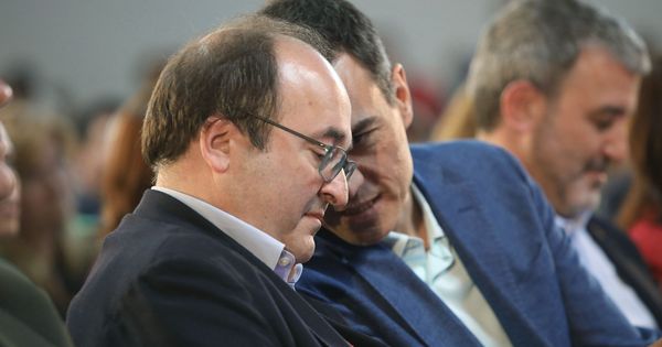 Foto: Miquel Iceta y Pedro Sánchez, el pasado 31 de marzo en Tarragona, durante la clausura de la convención municipal del PSC. (EFE)
