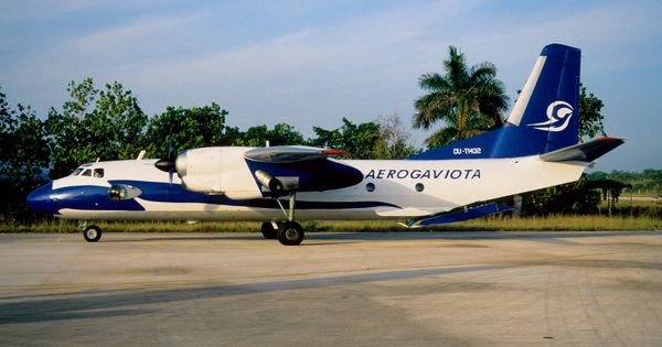 Foto: Avión de la compañía aérea Aerogaviota. (Wikipedia)