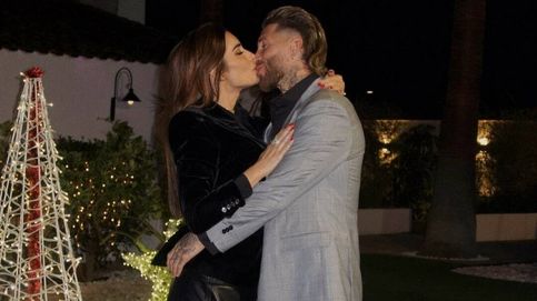 Noticia de El romántico beso con el que Sergio Ramos y Pilar Rubio zanjan semanas de rumores