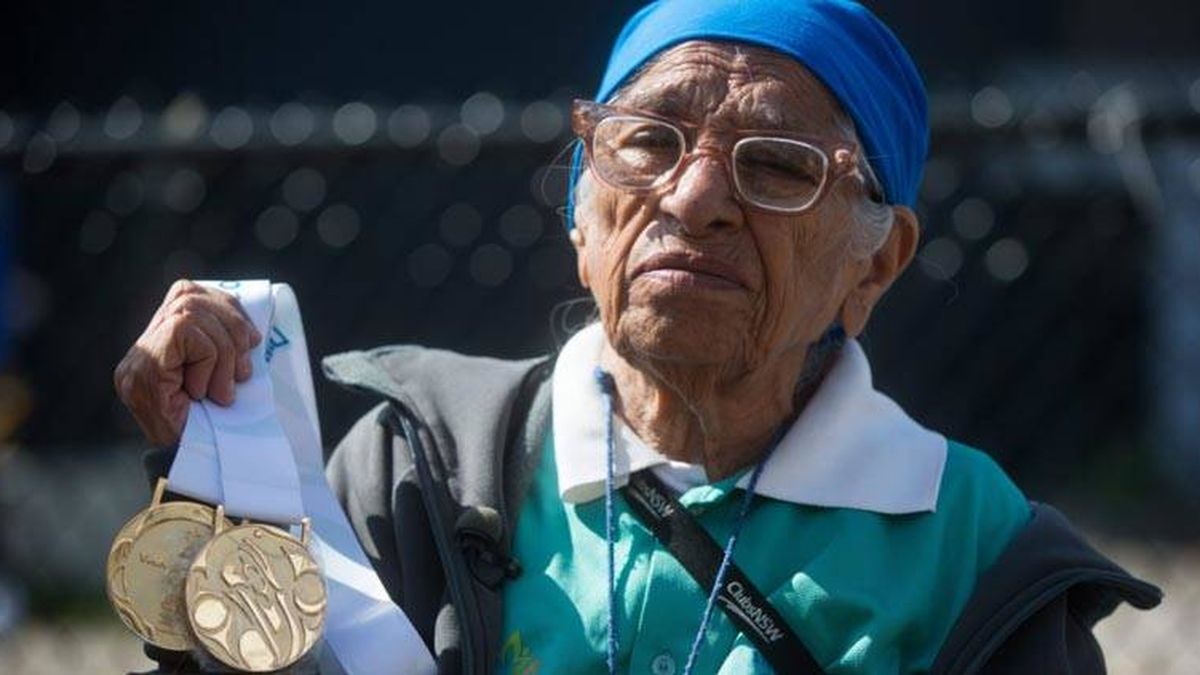 La mujer de 101 años que ganó su 17ª medalla de oro en los 100 metros lisos