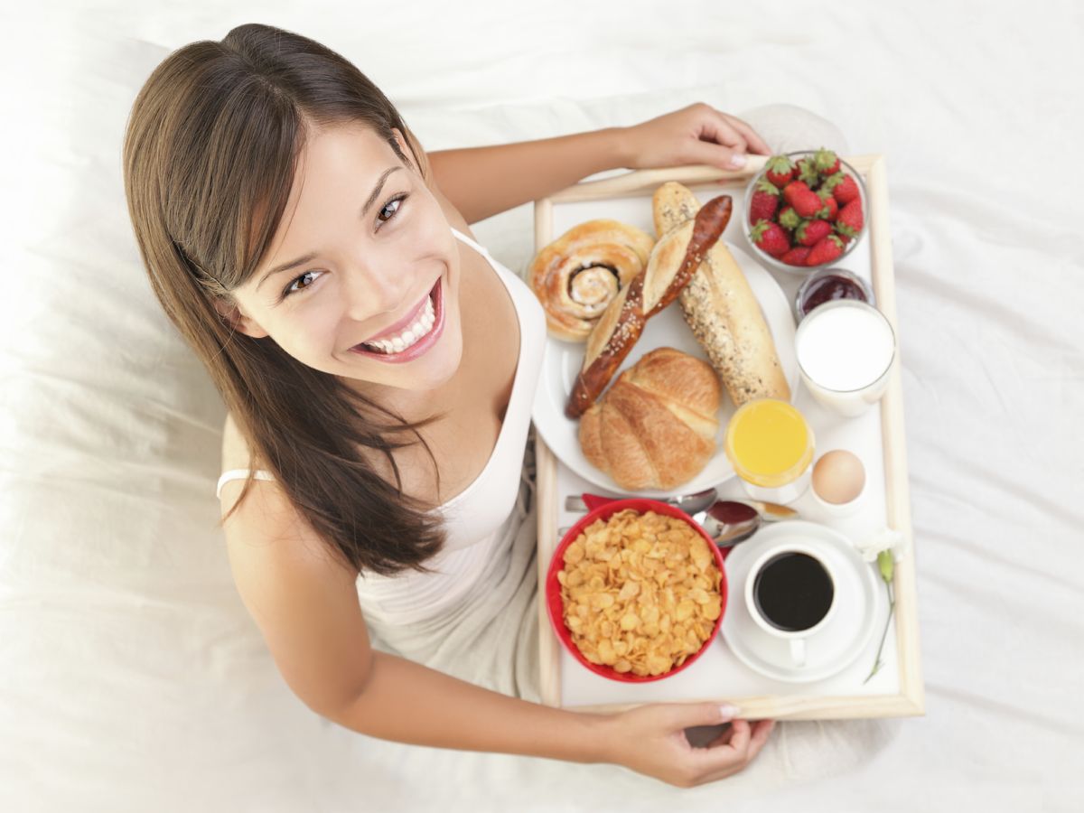 Foto: ¿Y si desayunar dos veces fuera la solución para adelgazar? (iStock)