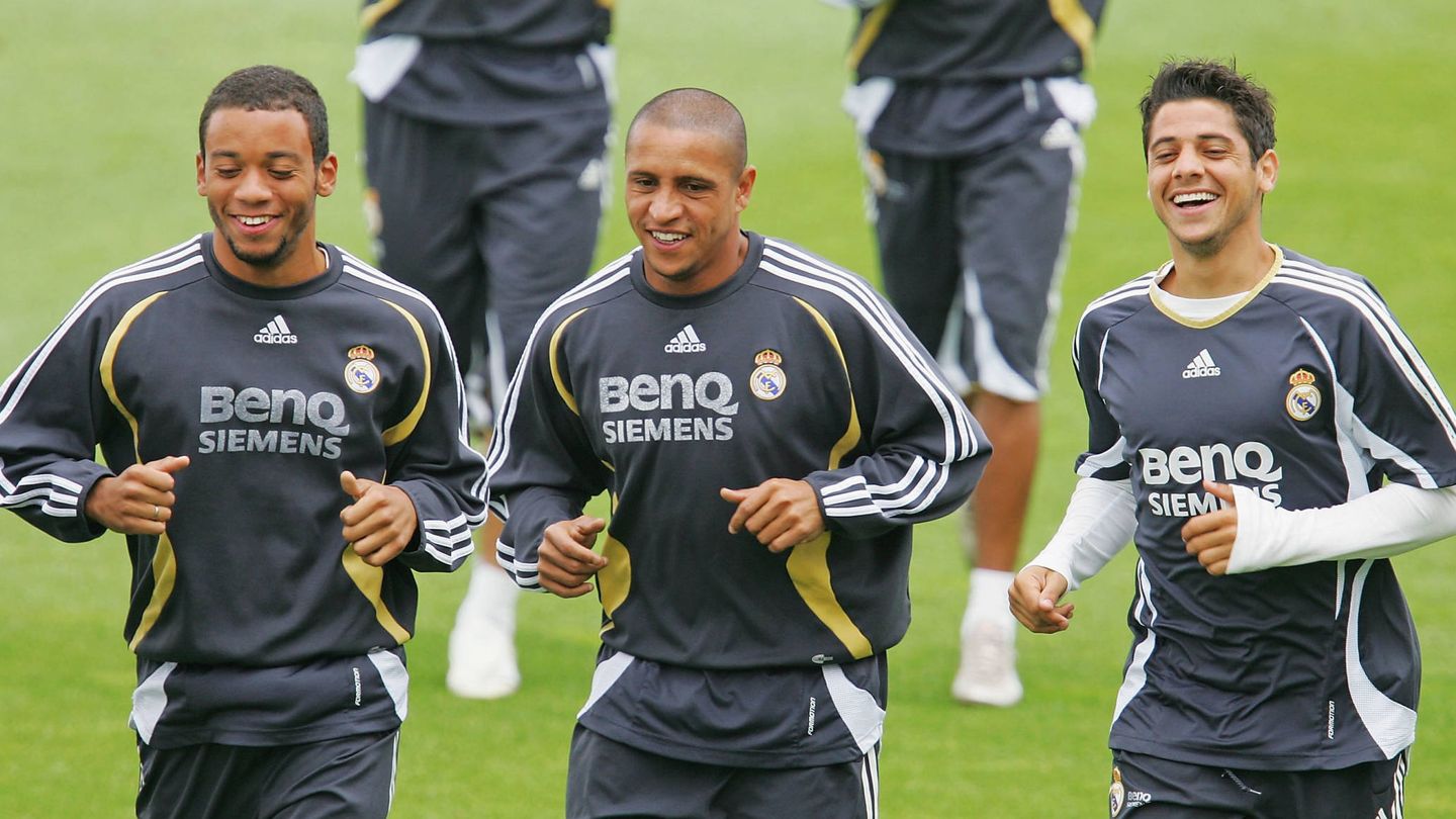  Un joven Marcelo (izquierda), junto a Roberto Carlos y Cicinho en 2007. (Getty)