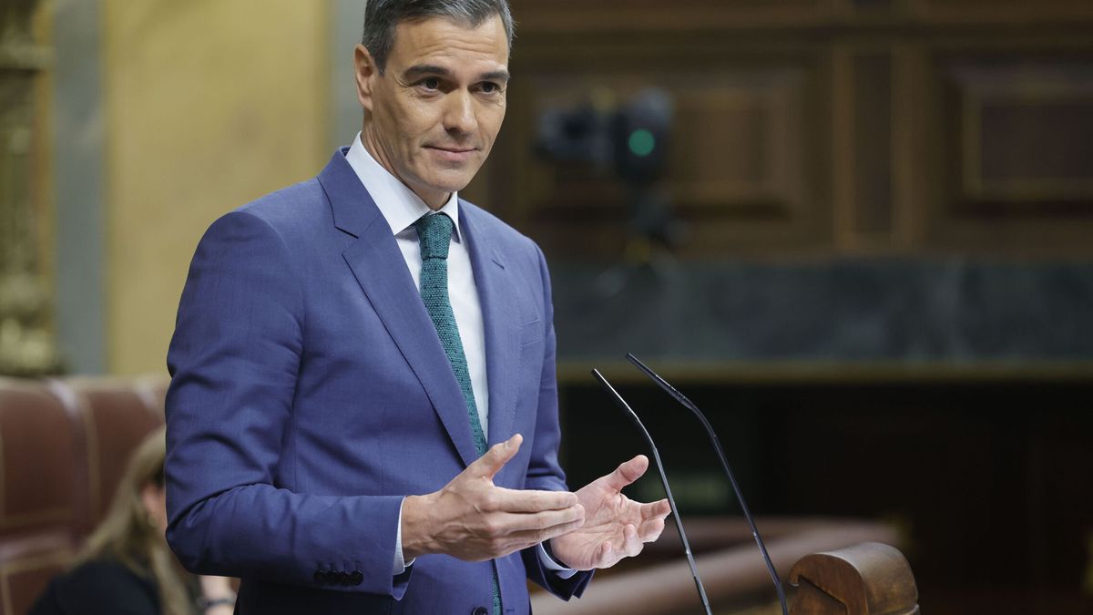 Pedro Sánchez anuncia al juez su "voluntad de colaborar", pero pide declarar "por escrito"