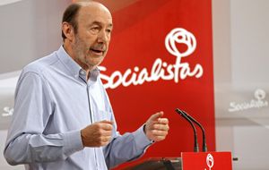 El PSOE se juega su futuro en las elecciones europeas y Pérez Rubalcaba, su liderazgo