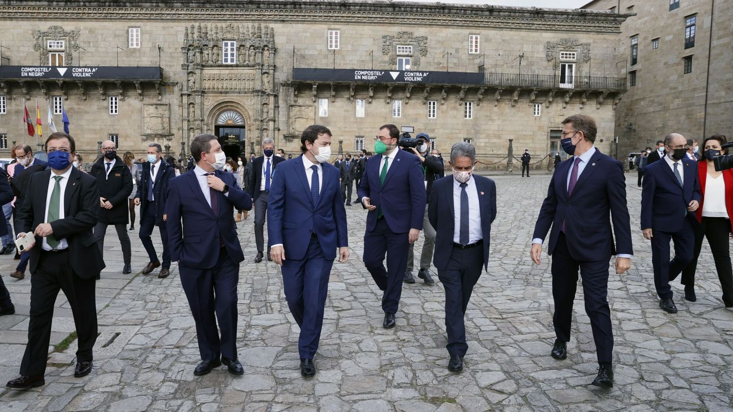 Los presidentes de la España despoblada, en Santiago de Compostela. (EFE)