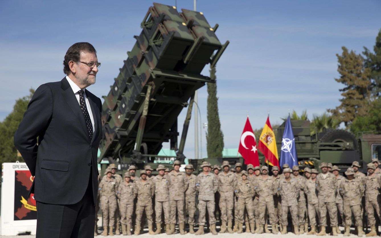 Rajoy, en su reciente visita a las tropas españolas en Turquía. (EFE) 