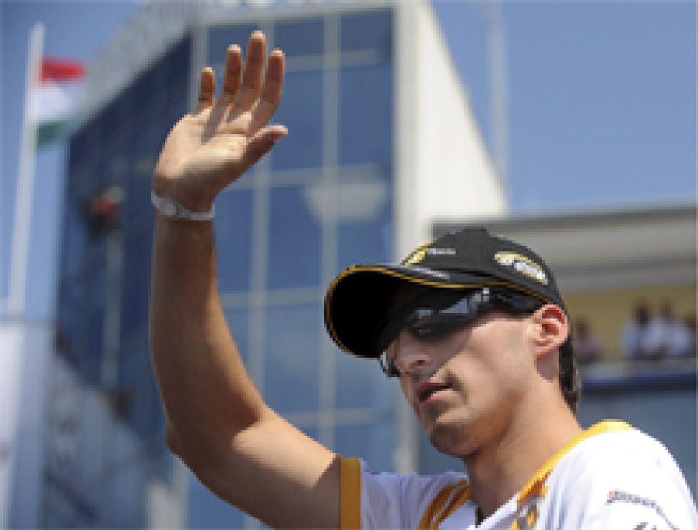 Foto: Kubica, unos dos meses más de recuperación mientras el sueño de Ferrari se escapa